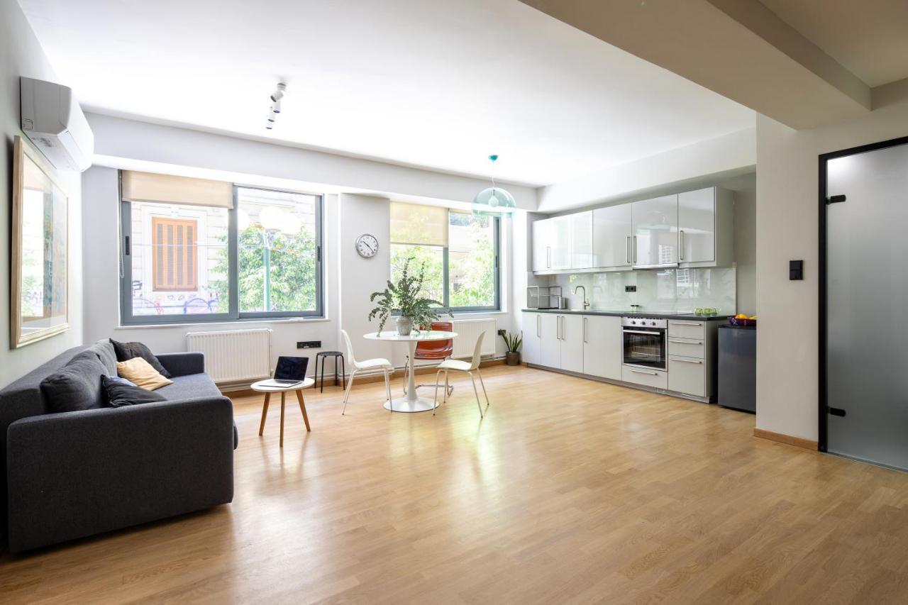 Bright 2Bdr Apartment Downtown Exarcheia! Atene Esterno foto