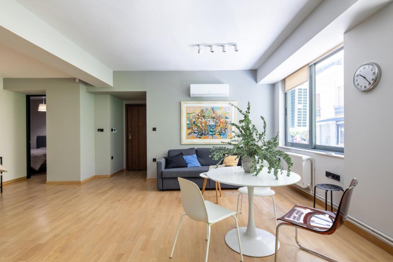 Bright 2Bdr Apartment Downtown Exarcheia! Atene Esterno foto
