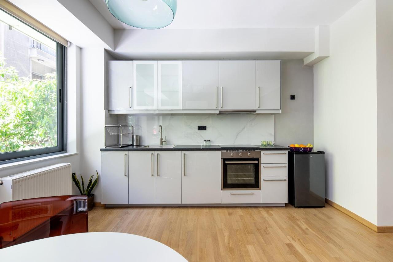 Bright 2Bdr Apartment Downtown Exarcheia! Atene Esterno foto