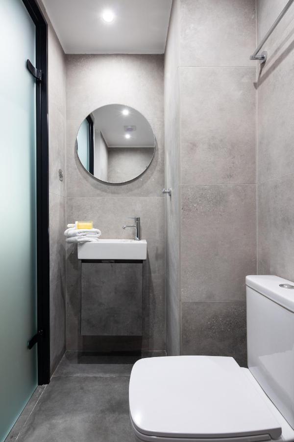 Bright 2Bdr Apartment Downtown Exarcheia! Atene Esterno foto